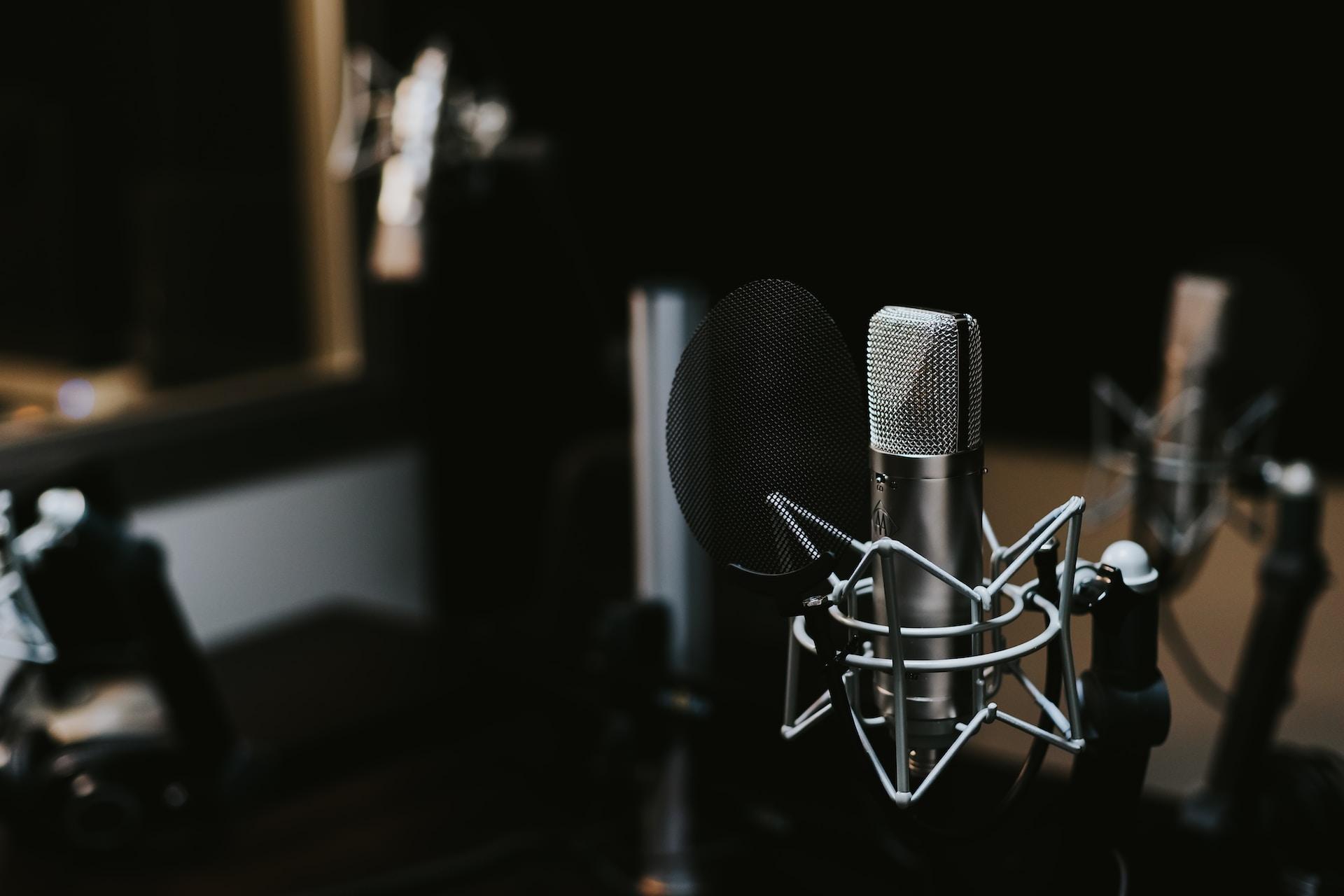 As the marketing agency for PE-backed companies, we’ve put together our list of top private equity podcasts.